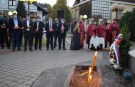 PARASTOSOM ZA POGINULE BORCE VRS U UGLJEVIKU ZAPOČETE SLAVSKE SVEČANOSTI…(tekst i audio)