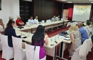 ODRŽAN FORUM O UTICAJU ZAGAĐENOSTI NA VAZDUH U UGLJEVIKU I OKOLINI (tekst, foto, audio)