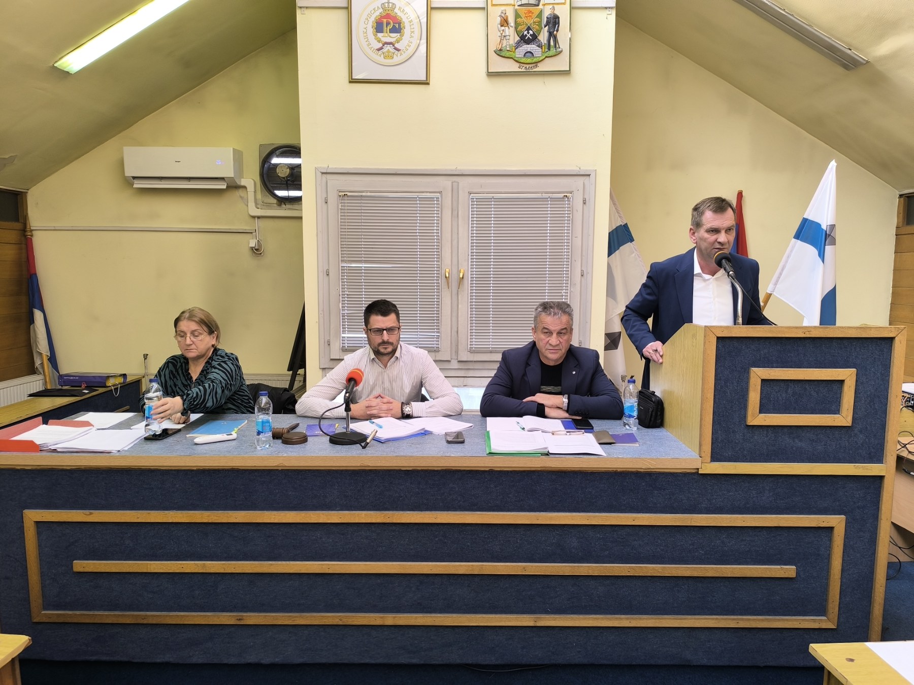 NA SJEDNICI SKUPŠTINE OPŠTINE UGLJEVIK ODBORNICI USVOJILI BUDŽET