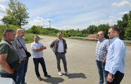 LOKALNI PUT SUVO POLJE–DONJA TRNOVA PREDAT NA UPRAVLJANJE „PUTEVIMA RS”: SARADNJA UGLJEVIKA I REPUBLIČKIH INSTITUCIJA