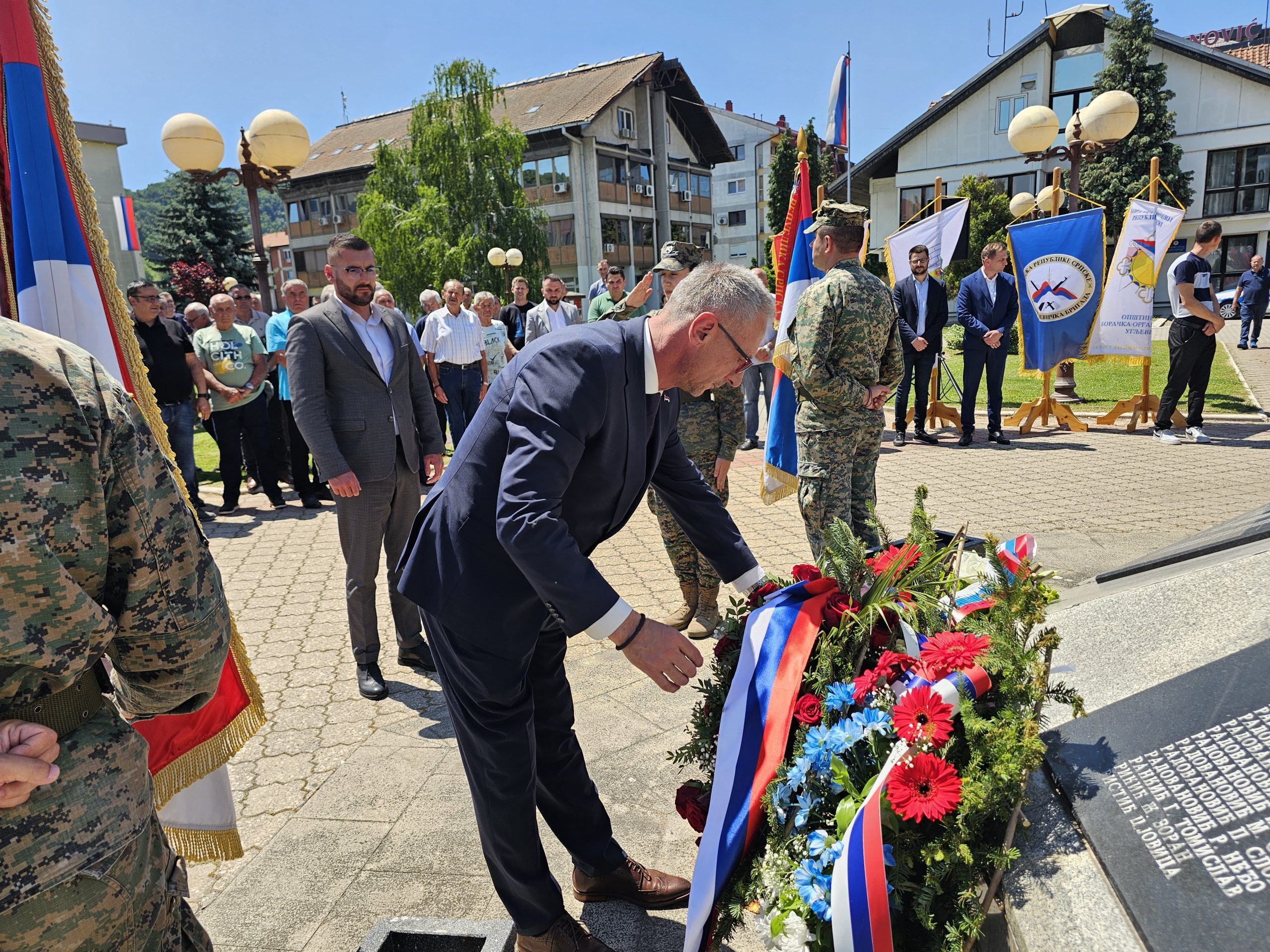 DAN PRVE MAJEVIČKE BRIGADE VRS: HEROJSTVOM I ŽRTVOM SRPSKOJ TEMELJ UDARILI