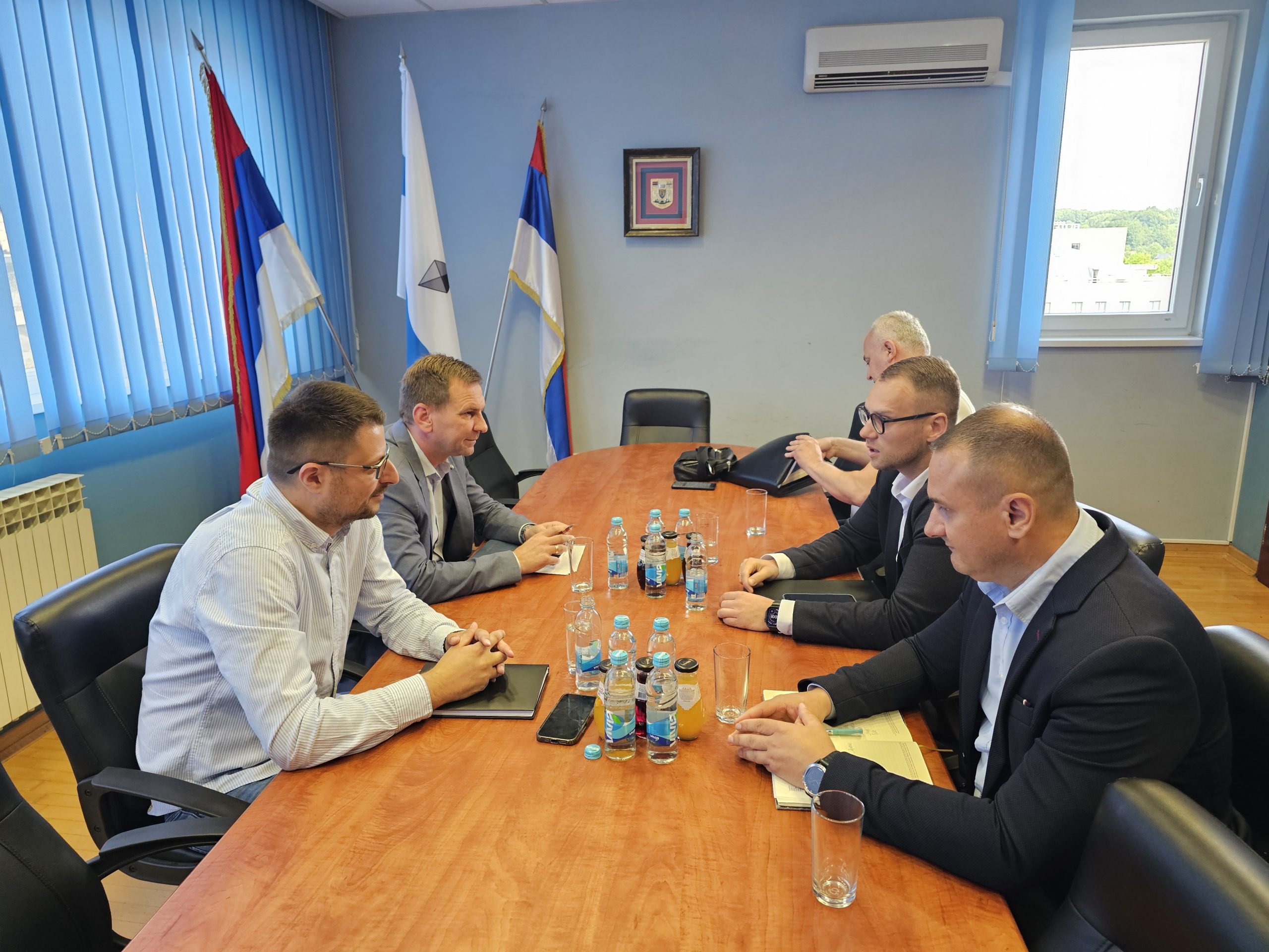 GAJIĆ I POPOVIĆ SA RUKOVODSTVOM „ELEKTRO-BIJELJINE“: NASTAVAK ULAGANJA U MODERNIZACIJU ELEKTROMREŽE U UGLJEVIKU